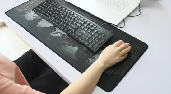 Mappa del mondo di grandi dimensioni estesa professionale liscia personalizzata Amazon Hot Rubber tastiera mouse pad tappetino per mouse da gioco in gomma all'ingrosso